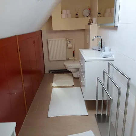 Kaethe Klagenfurt am Woerthersee